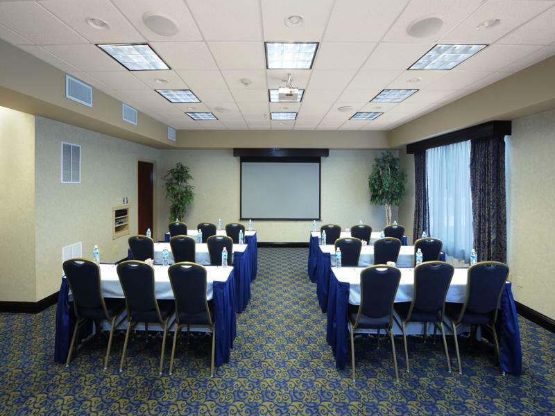 Holiday Inn Express & Suites Atlanta Perimeter Mall Hotel By Ihg Sandy Springs Exterior foto